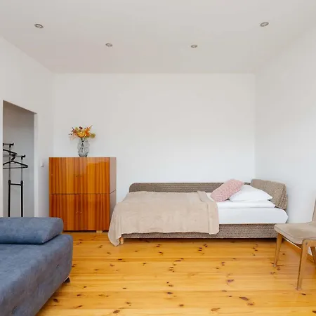 Spacious House With Parking & Garden By Renters Сasa de vacaciones *