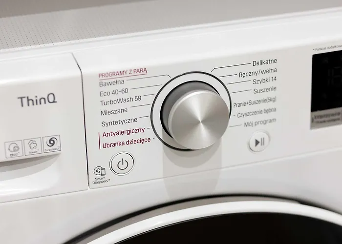 Spacious House With Parking & Garden By Renters Vakantiehuis